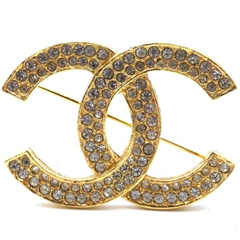 broche vetement chanel|broche femme Chanel.